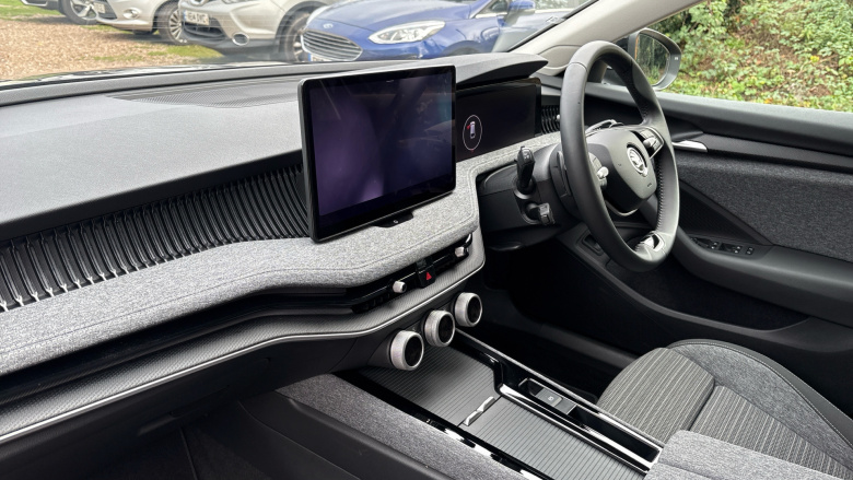 Skoda Superb 1.5 TSI iV SE Technology DSG 5dr Estate